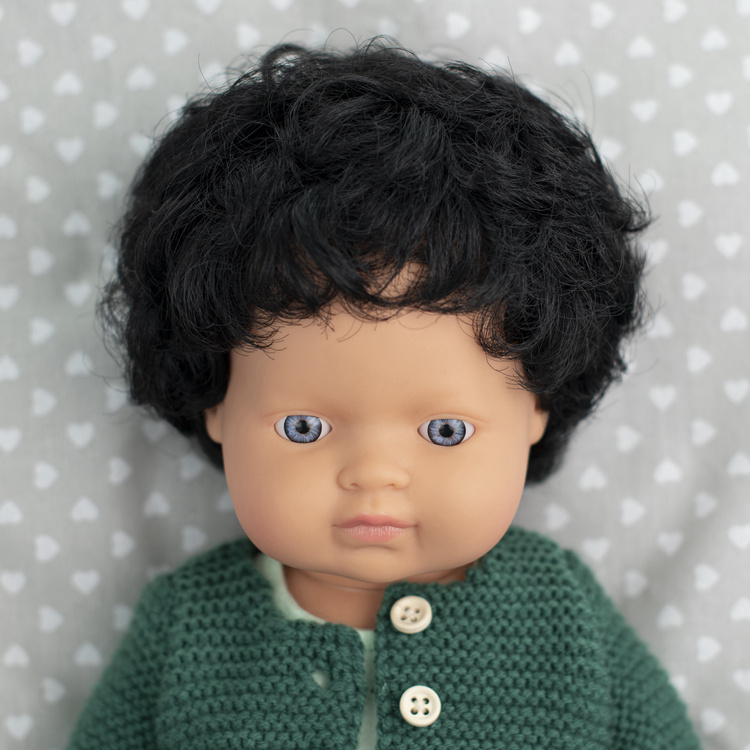 lalka europejczyk czarne kręcone włosy 38 cm Miniland